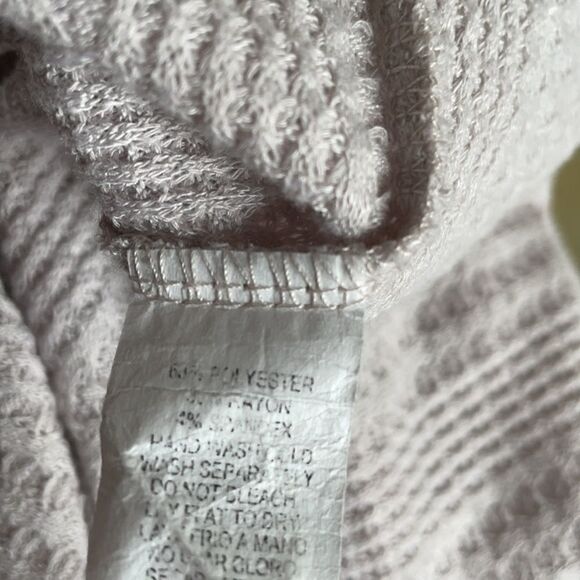 Paper Crane Pale Pink/Cream Waffle Knit Button Down Tie Up Top (Medium) - Picture 9 of 10